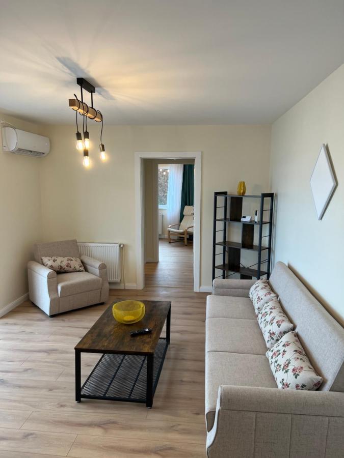 Guesthouse Mili Orşova Exteriör bild